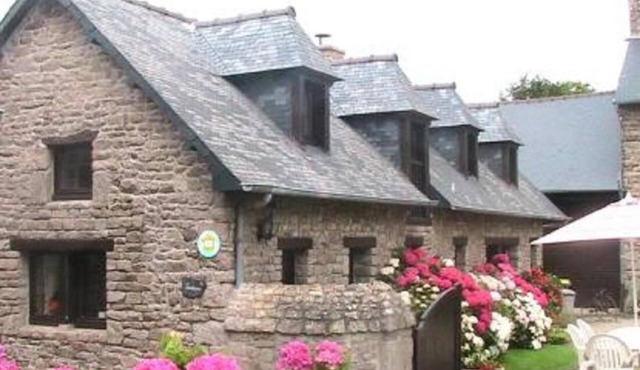 Gite de Kerberso à Pléhédel