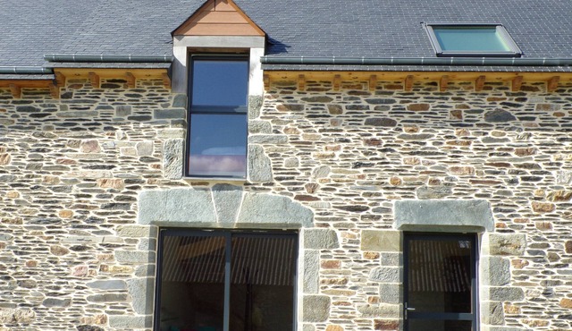 GITE 4 PEOPLE 400 M FROM THE BEACH LAKE GUERLEDAN BRETAGNE