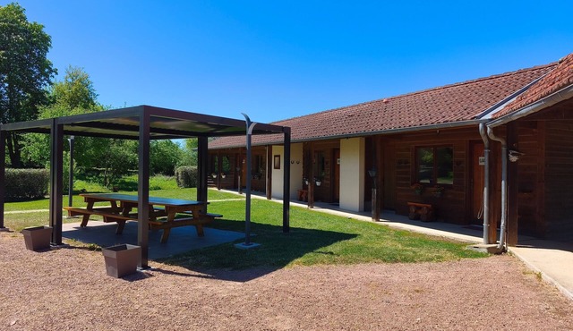Gite Jeunot Urzy Nièvre – Spacious 3-Bedroom Retreat for 15 Guests