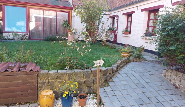Gite "La Petite Suisse" in farmhouse 20 min from Lille sleeps 6