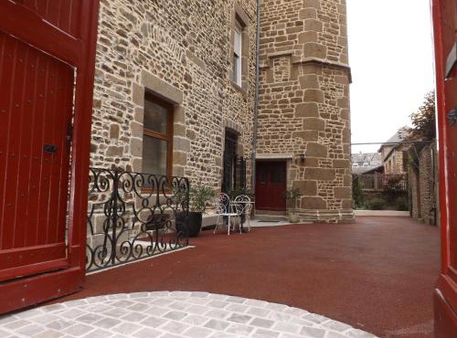 GITE LARIBOISIERE PLAIN-PIED en REZ DE CHAUSSEE