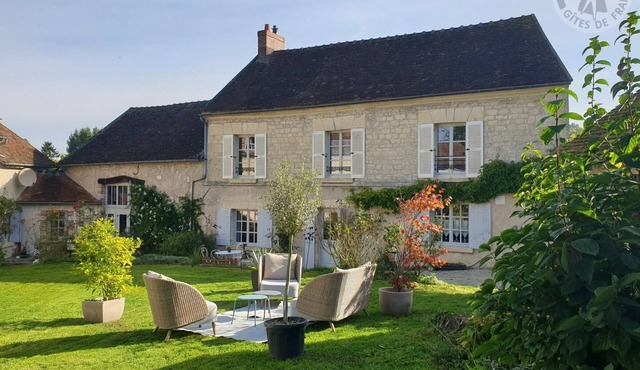 Gite Neuilly-en-Vexin, 2 bedrooms, 6 persons