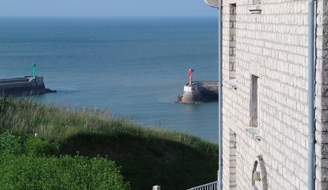 Gite,sea view,all comforts, garden, 2 bedrooms for 4 people close to Omaha Beach