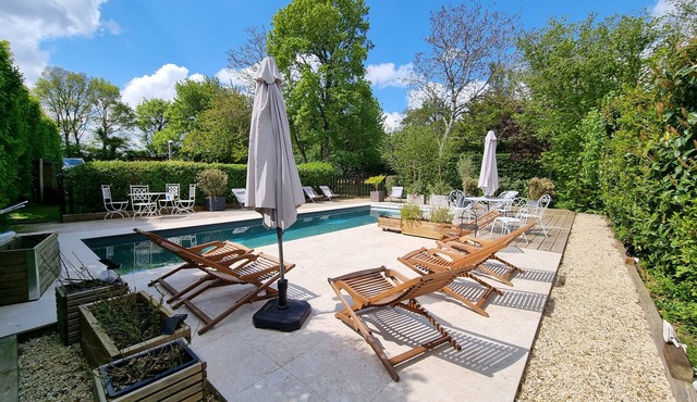 Gite Villa 206m2 4* 5CH 15P Heated swimming pool.4800m2 park Sancerre vineyards