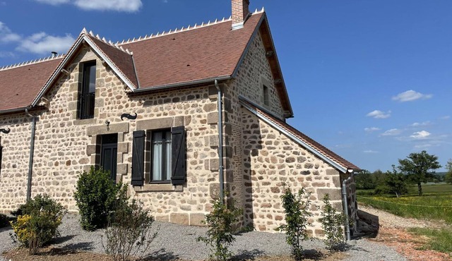 Gite Ygrande, 2 bedrooms, 4 persons