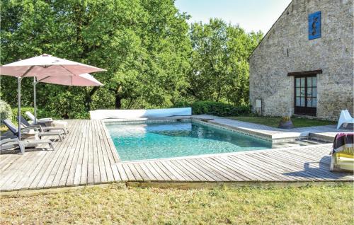Gorgeous Home In Sembas With Swimming Pool