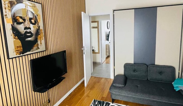 Grand Appartement à 10 Minutes de Paris