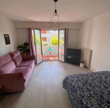 Grand Studio avec loggia