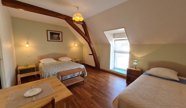 Guestroom Cravant, studio flat, 3 persons