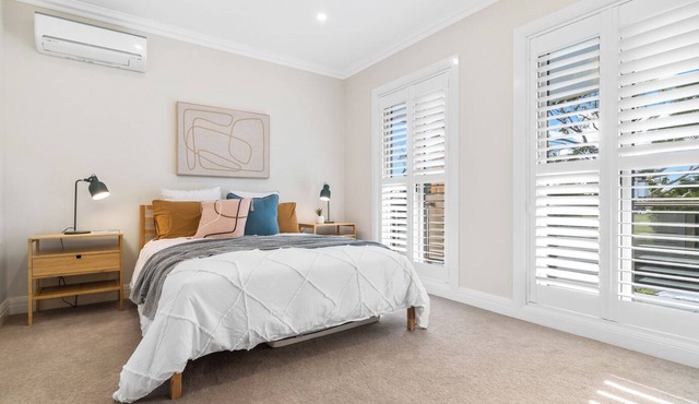 Hampton Townhouse in Hampton