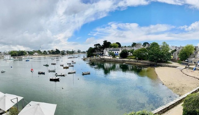 Harbour Retreat – Bright Seaside Apartment in Combrit Sainte-Marine