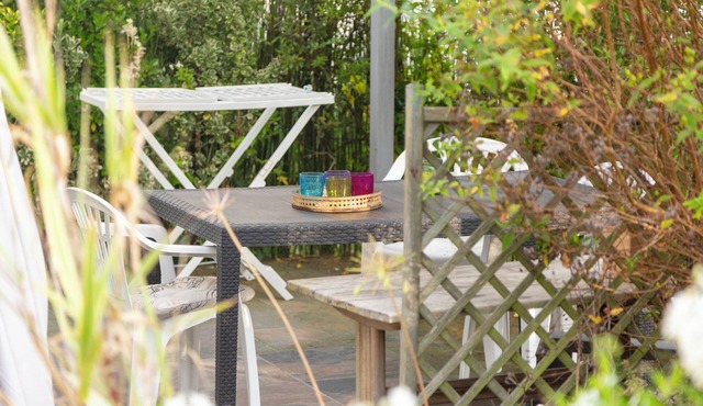 Holiday Apartment "L'Eclose Ty Gwen" with Private Terrace, Shared Garden & Wi-Fi