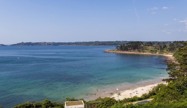 Holiday Home 'Bellevue' with Sea View, Private Terrace and Wi-Fi