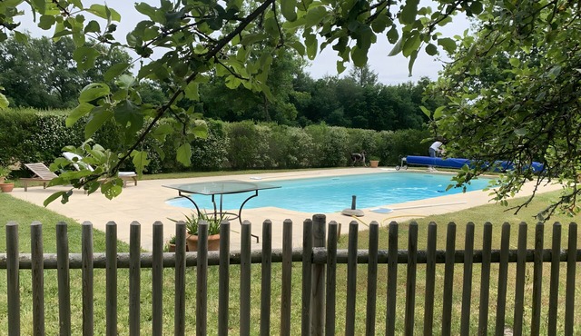 Holiday Home 'Le Pré des Fées' with Lake View, Private Pool and Garden