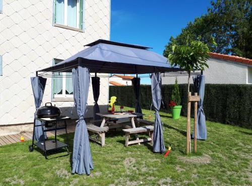 Holiday Home Maison Les Oies by Interhome