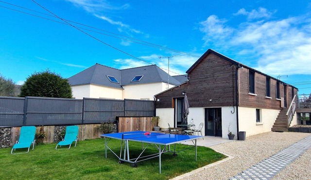 Holiday Home near Val-André Beach & Golf