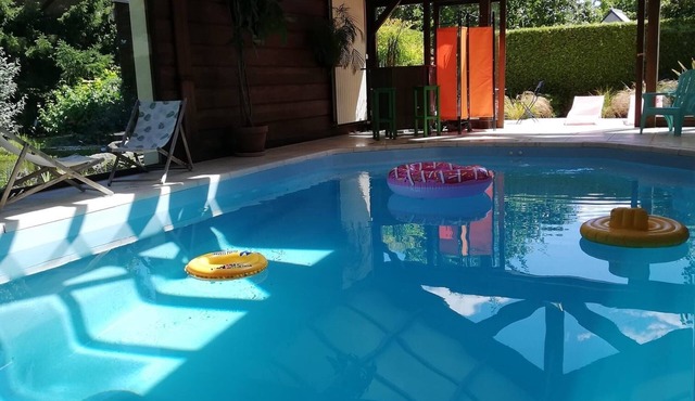 Holiday house with heated indoor pool and private sauna