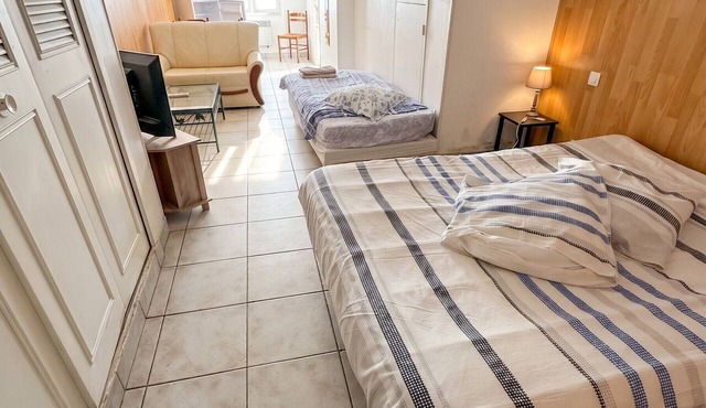 Homerez - Apartment in Néris-les-Bains