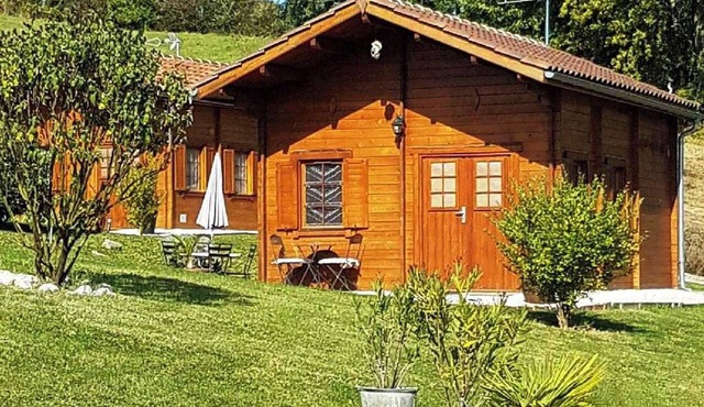 Homerez - Chalet in Dausse with pool