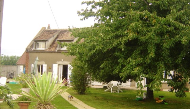 Homerez - Charming Villa in Ervauville with Private Pool