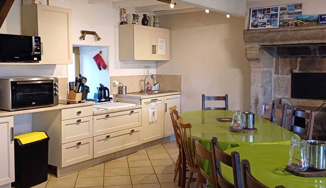 Homerez - Family house - Bertignat