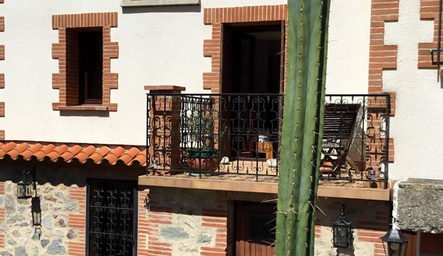 Homerez - Spacious house for 8 ppl. with garden and terrace at Céret