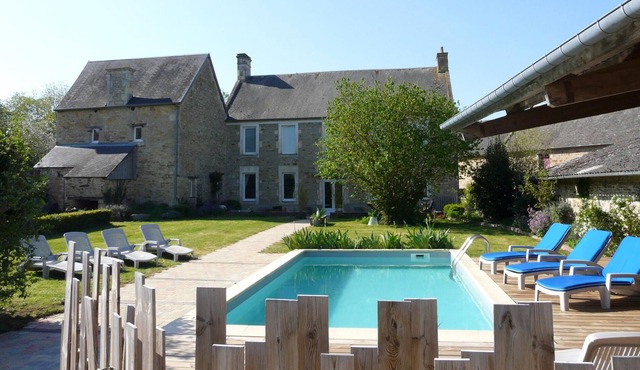 Homerez - Villa With swimming pool