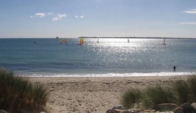 House 200m from the beach, sea view, garden