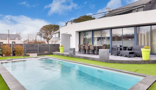 House for 8 -Pool - 550 m from the beach