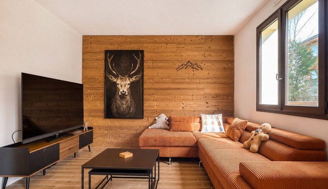 House in Formigueres Real with a sunroom, game room, and a terrace with a fire pit