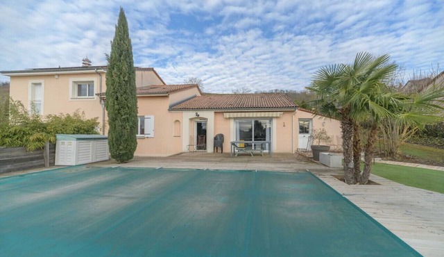 House near Vichy with a garden and a pool
