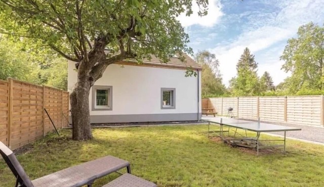 House with private garden Disneyland® Paris, Vallée village, parc des félins