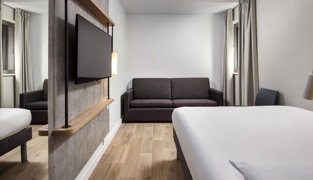 ibis budget Beauvais Aeroport