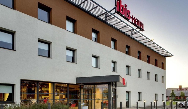 ibis Montceau les Mines