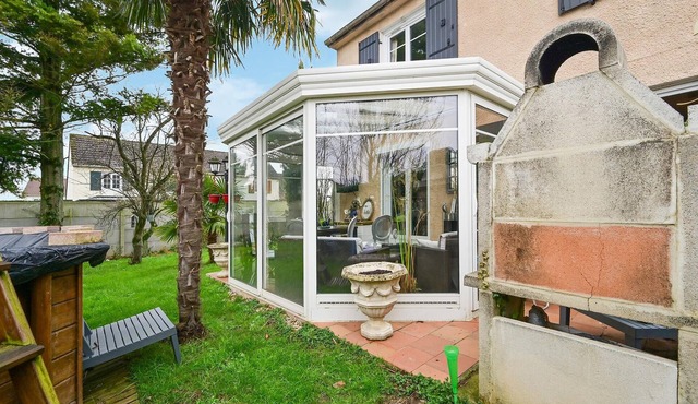 In this well-located vacation home you will spend a wonderful family vacation in a good location.