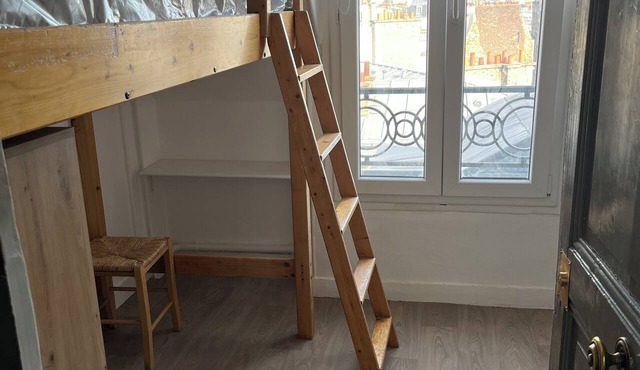 Independant room