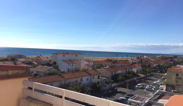 Joli Duplex avec Vue Mer, 4 Pers, Plage et Commerces à Proximité, Parking Privé, Non Fumeur - FR-1-81-170