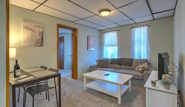 Keystone Efficiency, Apt #3 Downtown Hershey One Bedroom Efficiency in Hershey