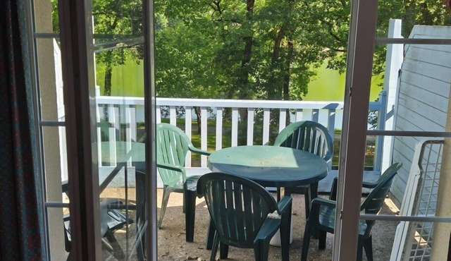 L’instant Montdesir, Sleeps 4, Pool & Lake