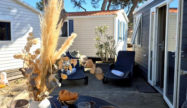 L'Olivier Mobile Home 6 Personnes Camping 4 étoiles Homair La Presquile du Barcarès Piscine et plage à 3 kms