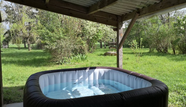 La Demi-lune, Jacuzzi, Parc du Château