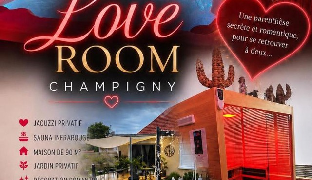 La Maison des Plaisirs Love room