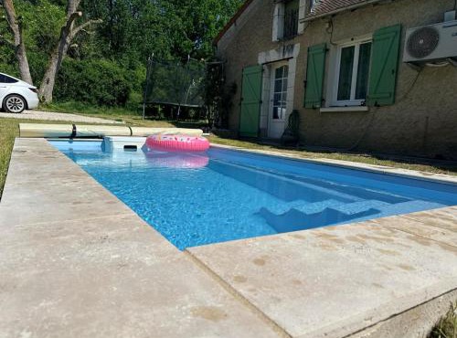 La maison des Hautes Vallees- jardin-piscine Beauval