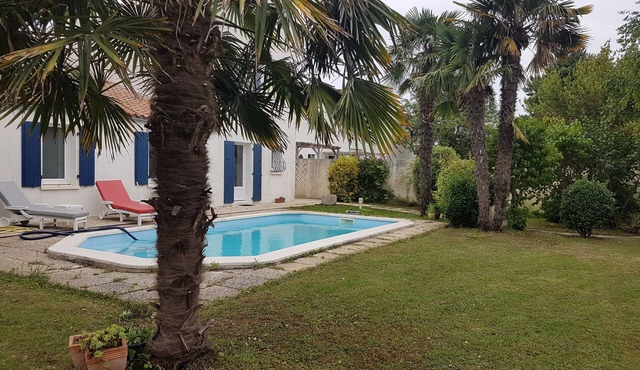 La Rochelle-Chatelaillon,property equipped With a Pool and a Garden of 400m²