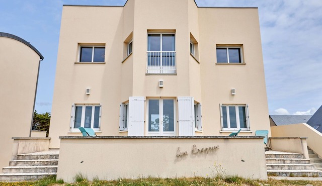 La Surprise by Interhome