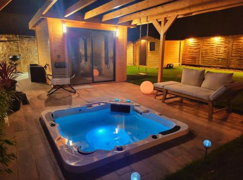 La Villa Aliénor - Spa et Cinéroom