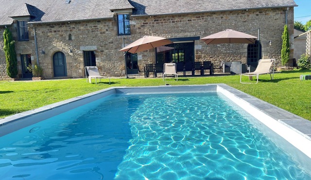 Large country house with swimming pool