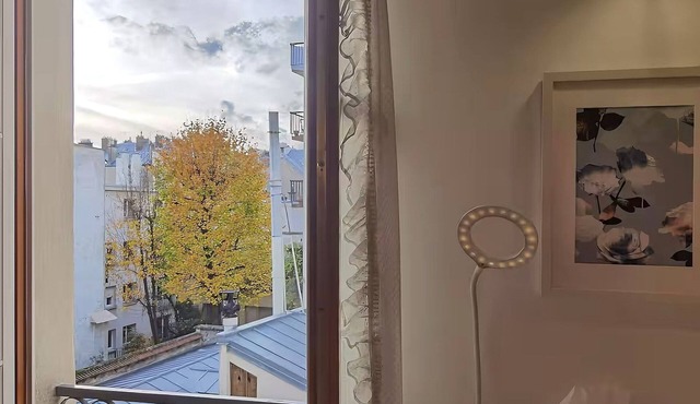 Latin Quarter Stay for 4 near Panthéon/Near Metro/Paris Centre