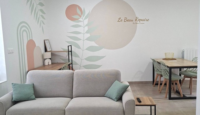 Le Beau Repaire, by Sélène Evasion