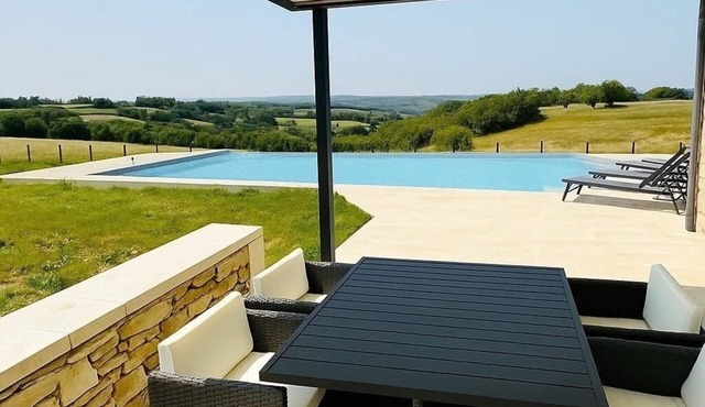 Le Belvédère du Quercy - Domaine Gouloumès